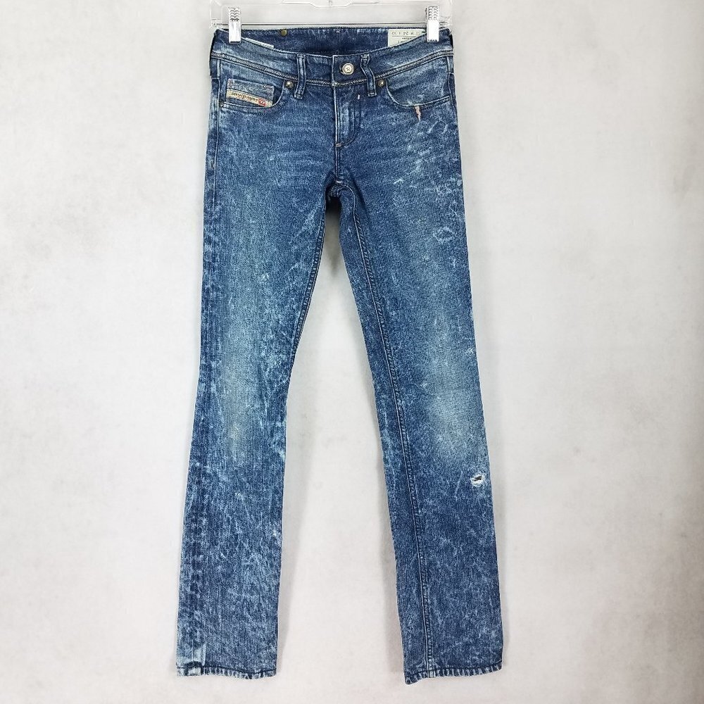 Diesel 24 x 32 Lowky Distressed Ripped Jeans Wash 0063F Stretch in Mid Denim
